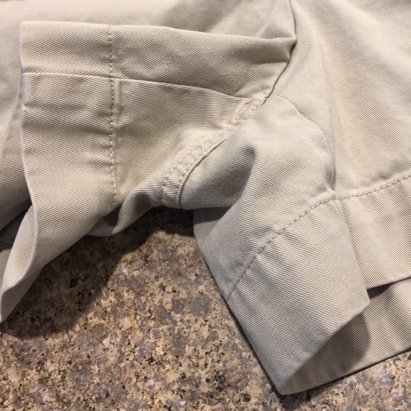 New York & Company Khaki Tan Shorts Women’s 8 - Picture 4 of 15